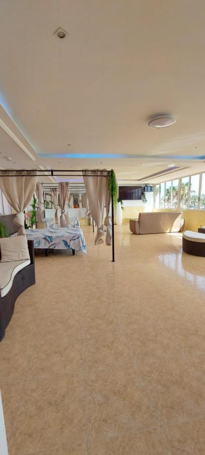 First Line Of The Ocean, 3 Bedrooms & Free Wifi Playa de las Américas Eksteriør billede