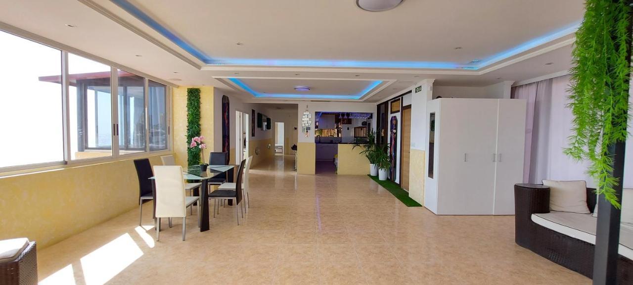 First Line Of The Ocean, 3 Bedrooms & Free Wifi Playa de las Américas Eksteriør billede