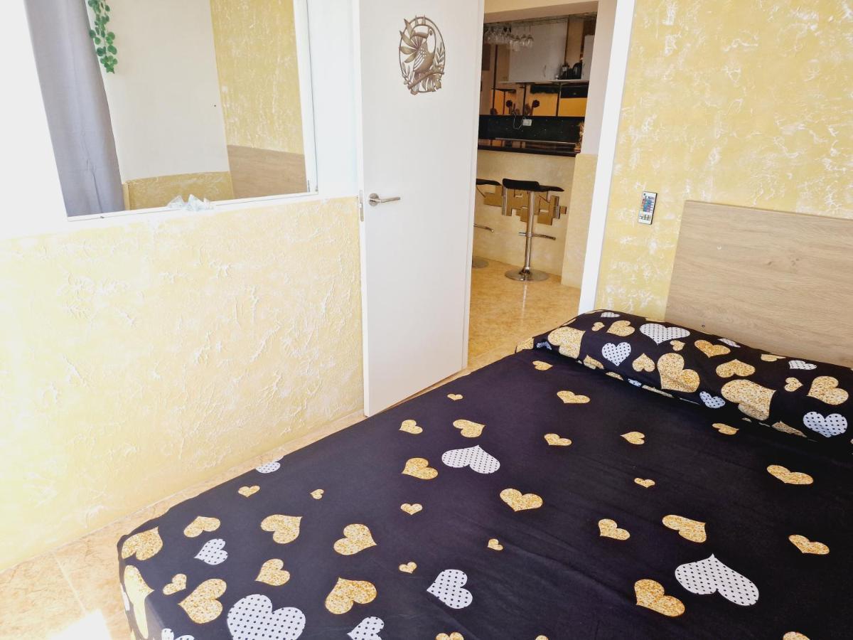 First Line Of The Ocean, 3 Bedrooms & Free Wifi Playa de las Américas Eksteriør billede